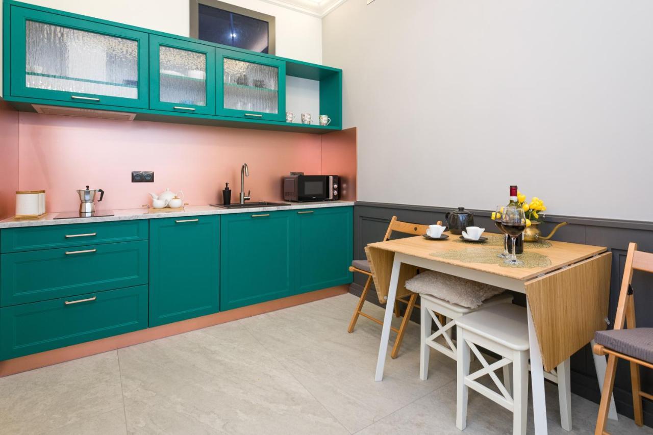 Luxury Apartment At The Main Square Tomasza Street Краків Екстер'єр фото